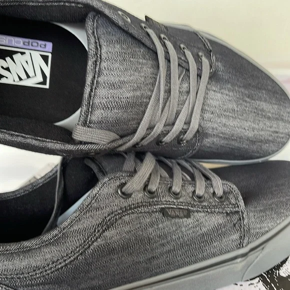 Vans Men’s Skate Chukka Low
Black/Grey/Denim
VN0A4BX45BR
Sneakers - Picture 13 of 16